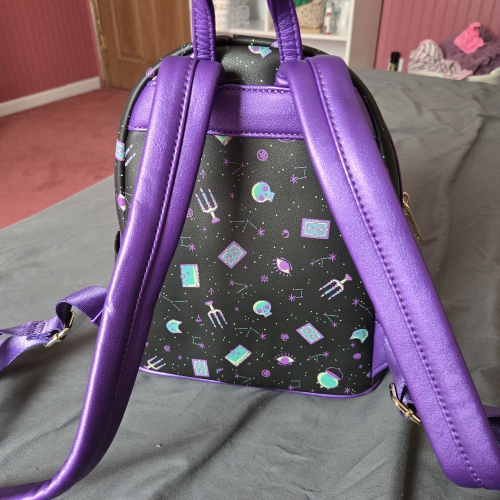Hocus Pocus Loungefly Bag - Picture 3 of 4